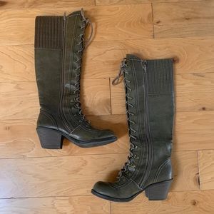 Womens rocket dog heeled lace up boots size 7